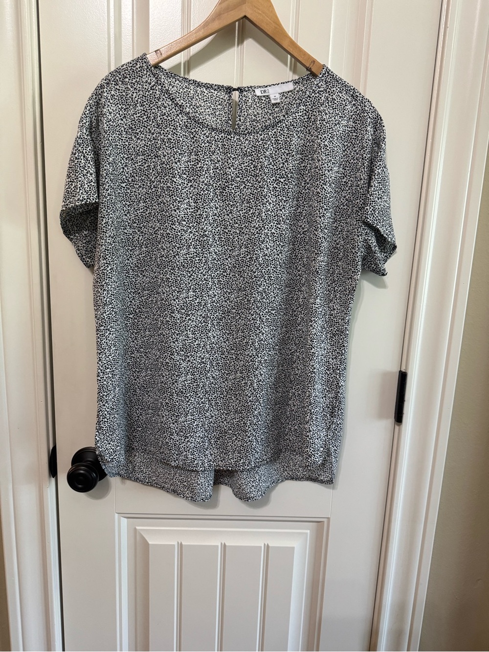 DR2 Leopard Print Short Sleeve High-Low Blouse M